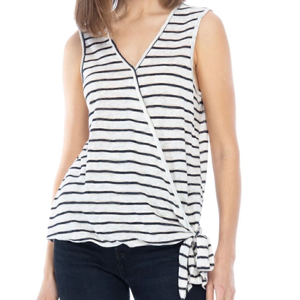 Bobeau | SLEEVELESS SURPLICE SIDE TIE KNIT TOP